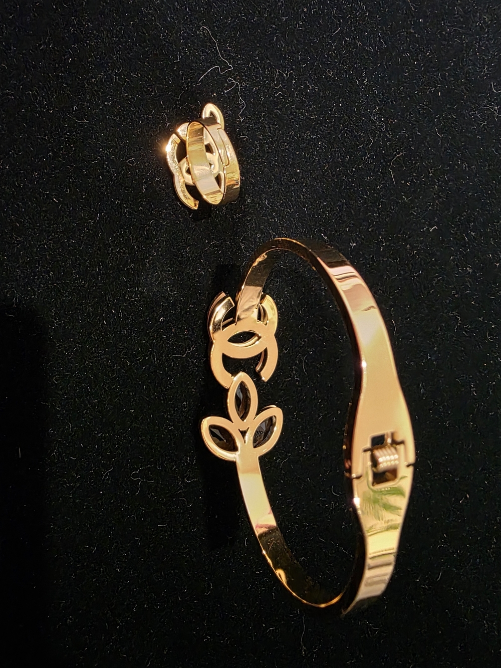 Gold Tone Luxury Inspired Bracelet and Ring Set - Picture 2 of 2